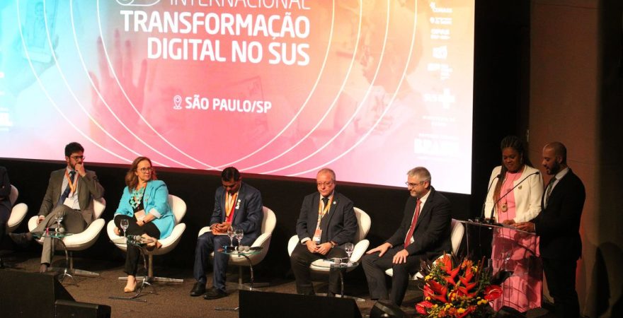 1º Simpósio Internacional de Transformação Digital no SUS